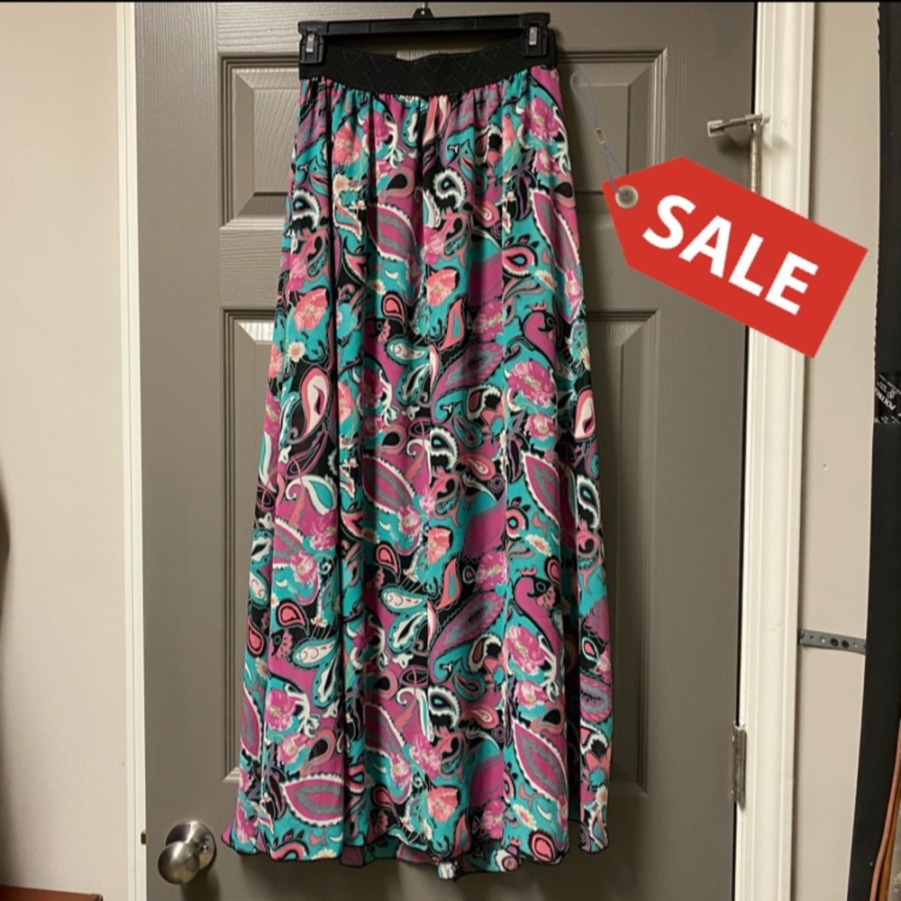 🛍2/$15-3/$20! LuLaRoe Lucy Skirt XS Teal/Pink